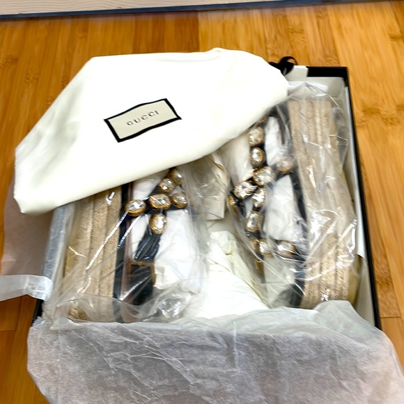 Gucci Crystal Sandals - Picture 9 of 12